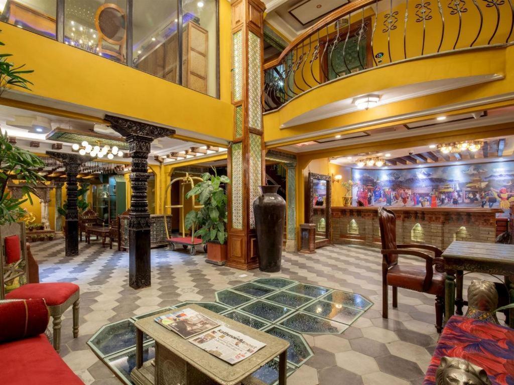 Heritage Hotel Suites And Spa Покхара Екстер'єр фото